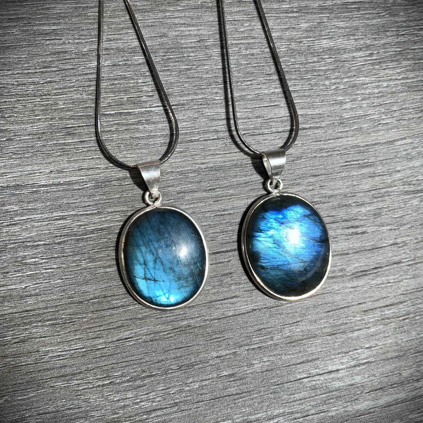 Blue Labradorite Oval 925 Sterling Silver Pendant (chain excluded)
